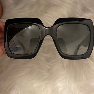 Black Gucci GG0053S 54mm AUTHENTIC sunglasses